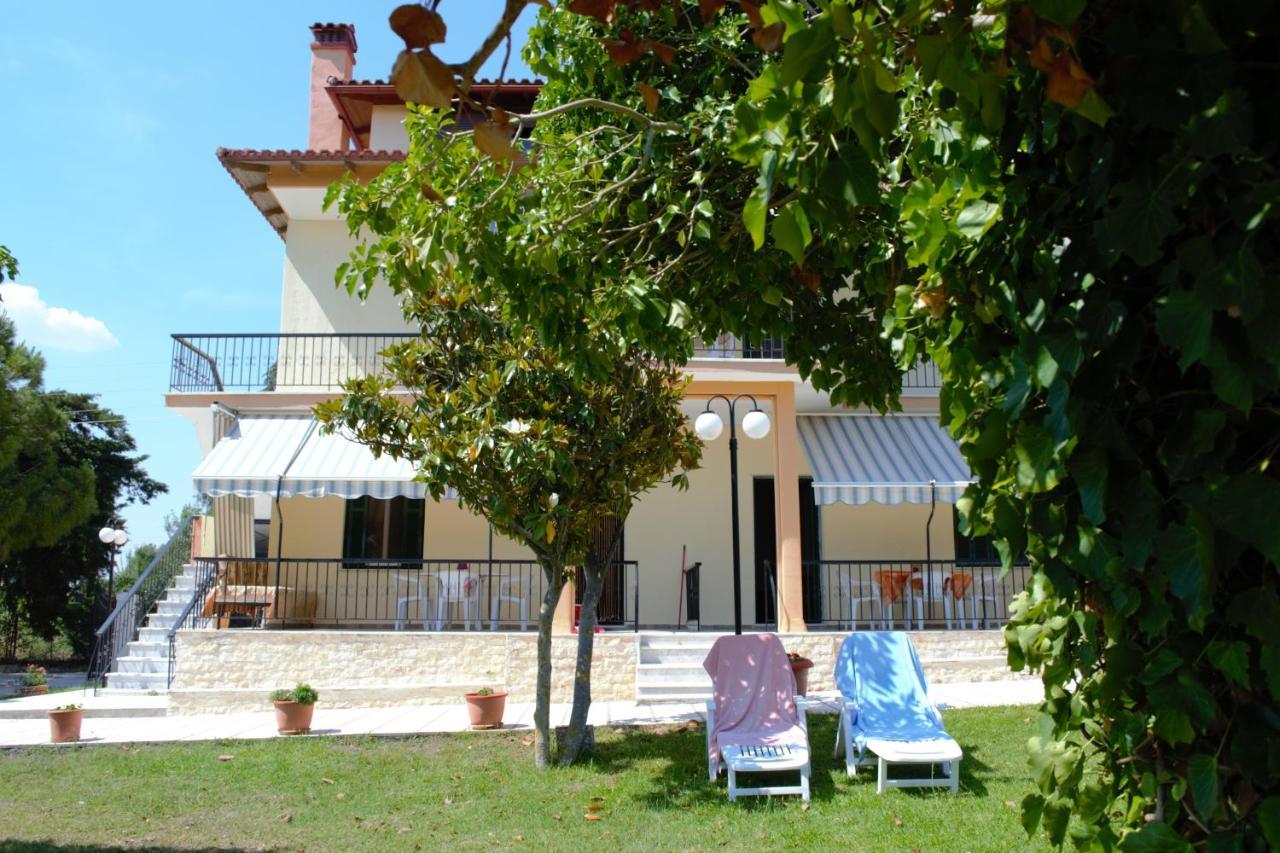 Olivemare Holidays Nea Iraklia Zewnętrze zdjęcie