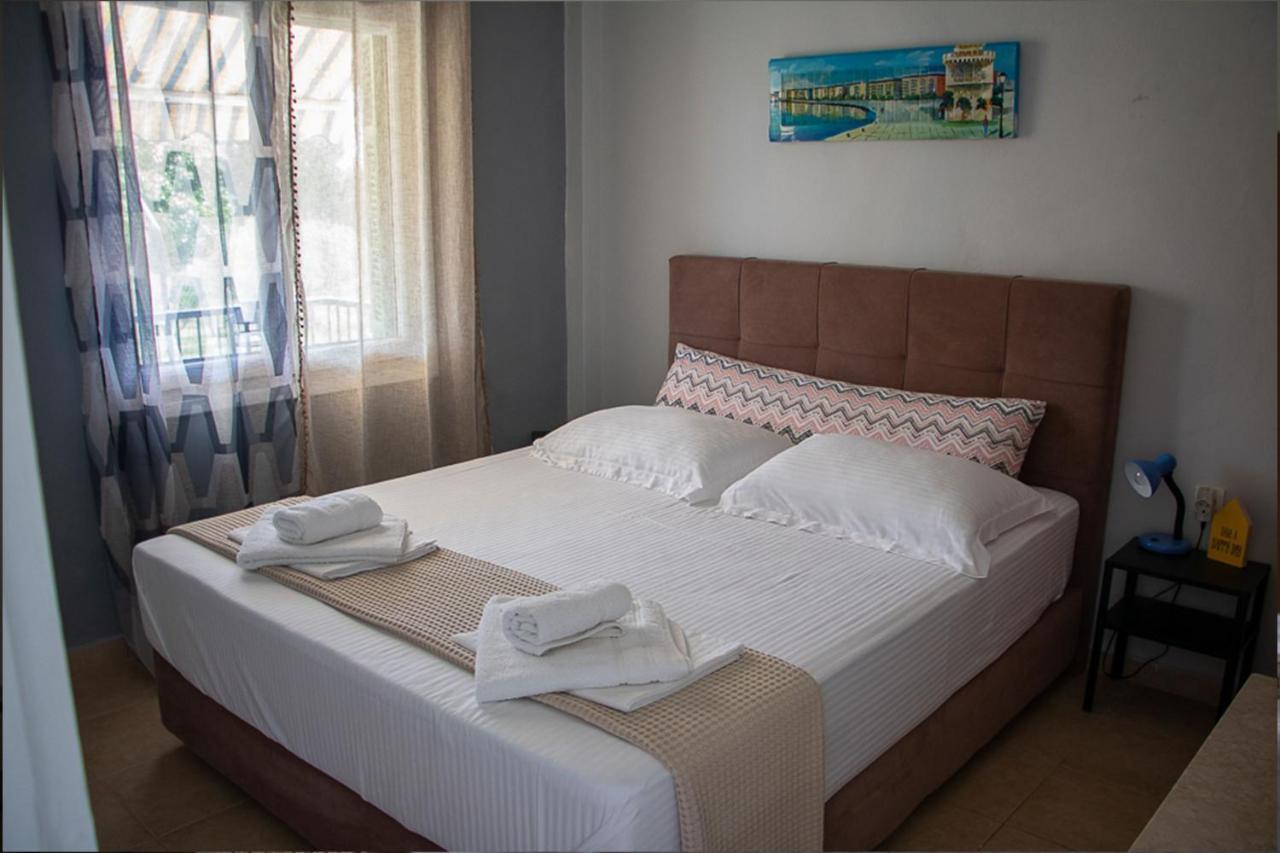 Olivemare Holidays Nea Iraklia Zewnętrze zdjęcie